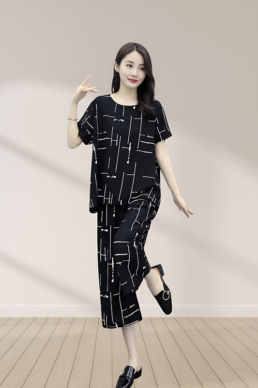 Black Capri Lining Printed Night Suit