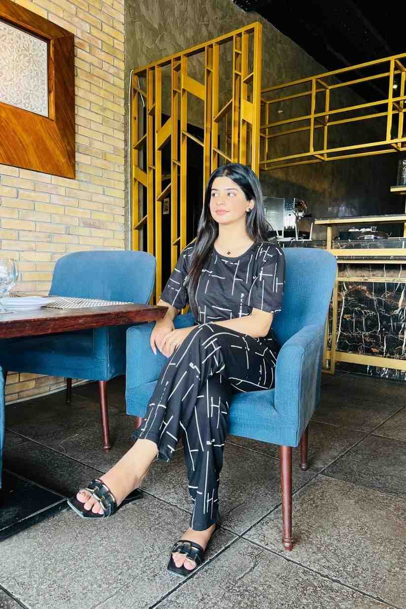 Black Capri Lining Printed Night Suit