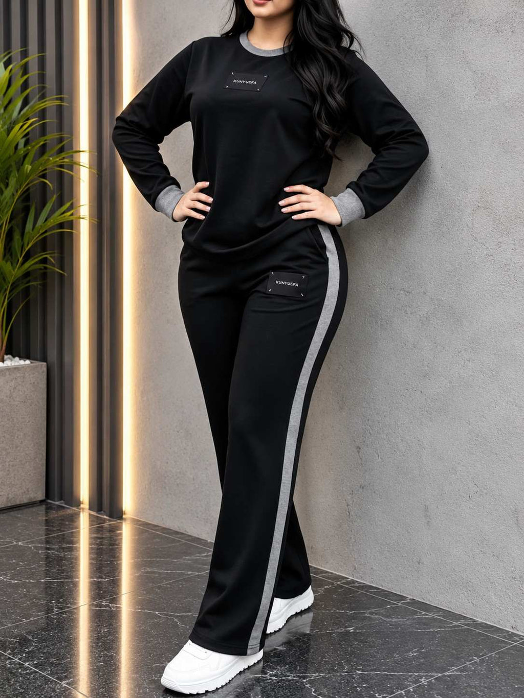 Black Elegant Round Neck Fleece Winter Co-Ord Set