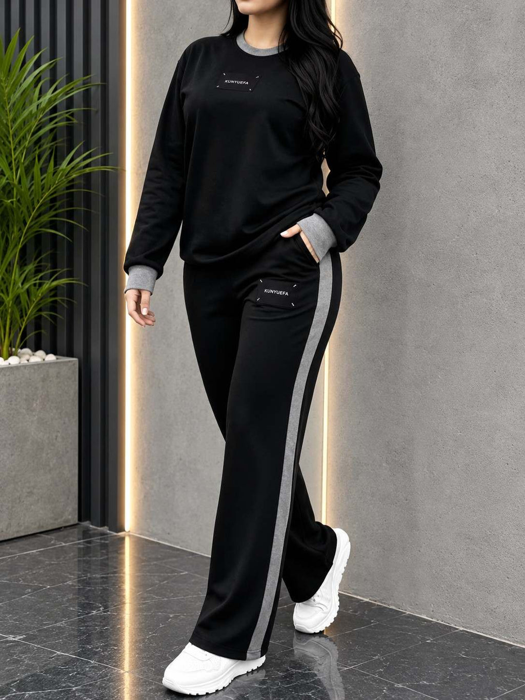 Black Elegant Round Neck Fleece Winter Co-Ord Set