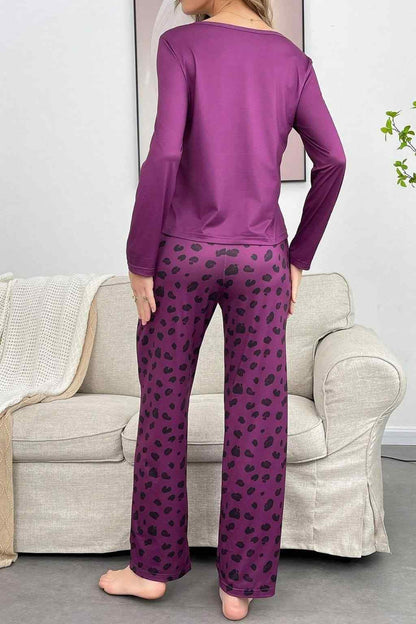 Magenta Purple Leopard Skin Printed Night Suit