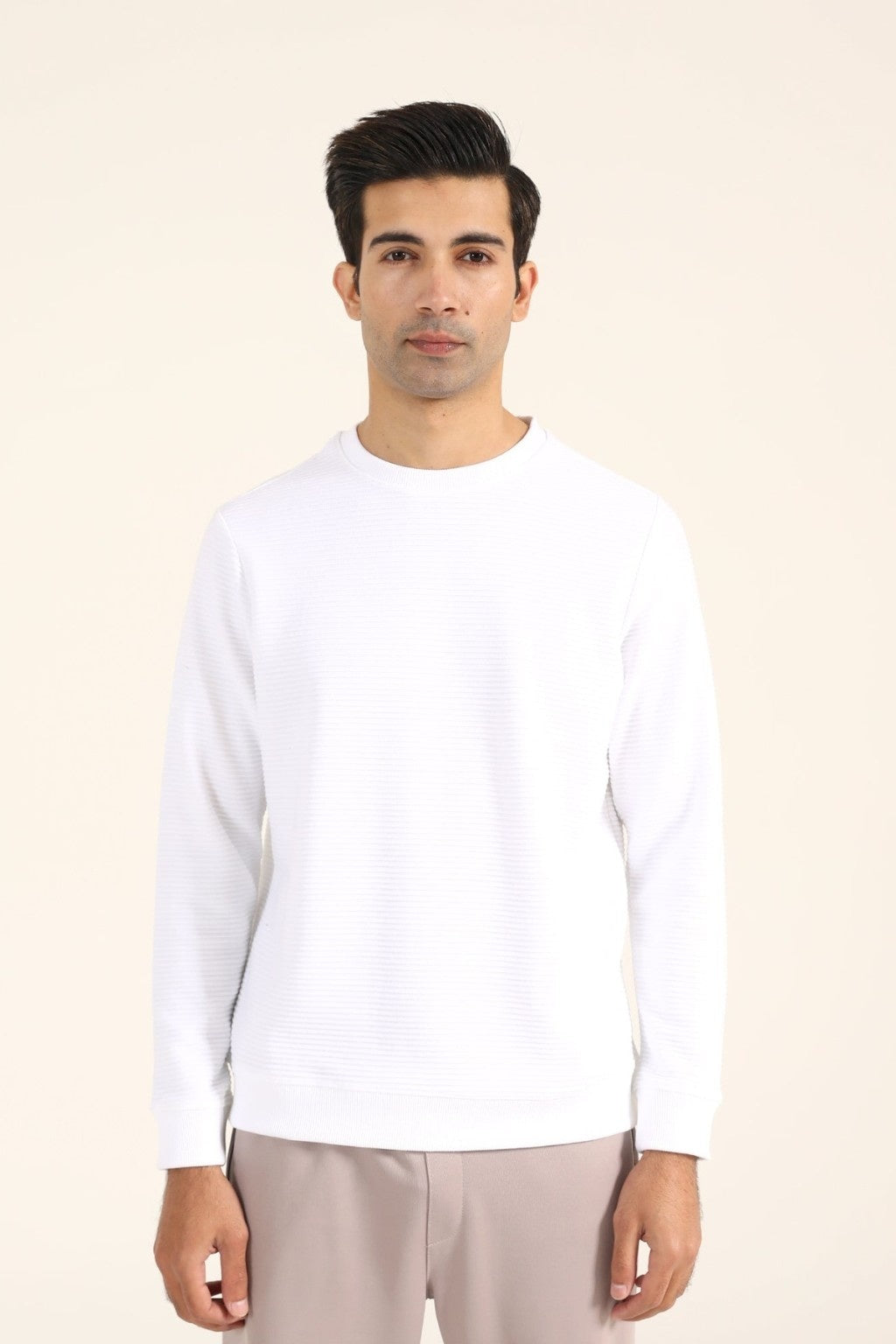 White Basic Sweat Shirt